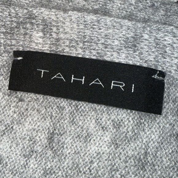 Tahari 100% Cashmere Knit Scarf  Heather Gray 72x12 - Picture 3 of 4